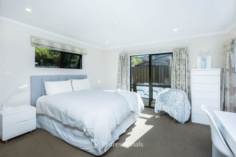 Photo of property in 27 Somerby Mews, Silverstream, Upper Hutt, 5019