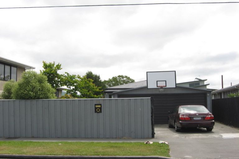Photo of property in 105 Smith Street, Woolston, Christchurch, 8062