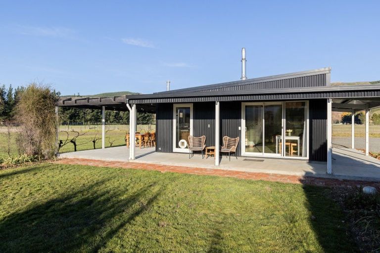 Photo of property in 40 Cooper Street, Wairau Valley, Blenheim, 7271