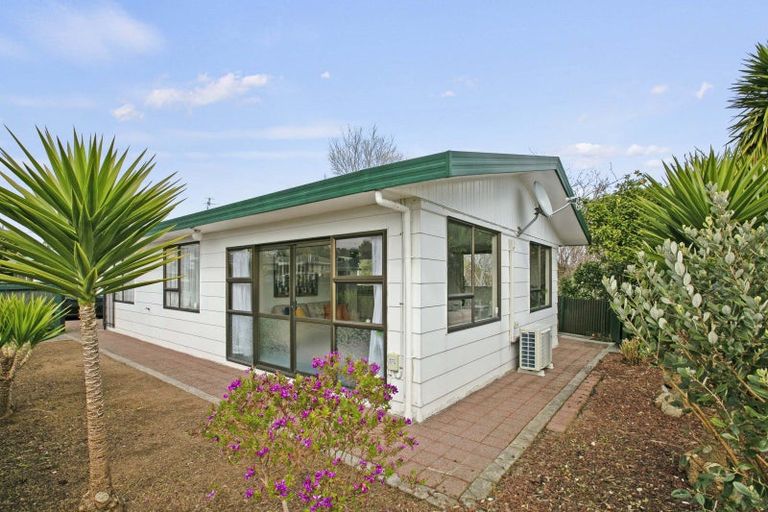 Photo of property in 178 Mangorei Road, Merrilands, New Plymouth, 4312