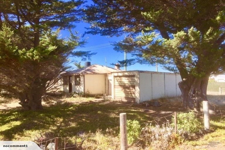 Photo of property in 1 Coates Road, Birdlings Flat, Little River, 7591