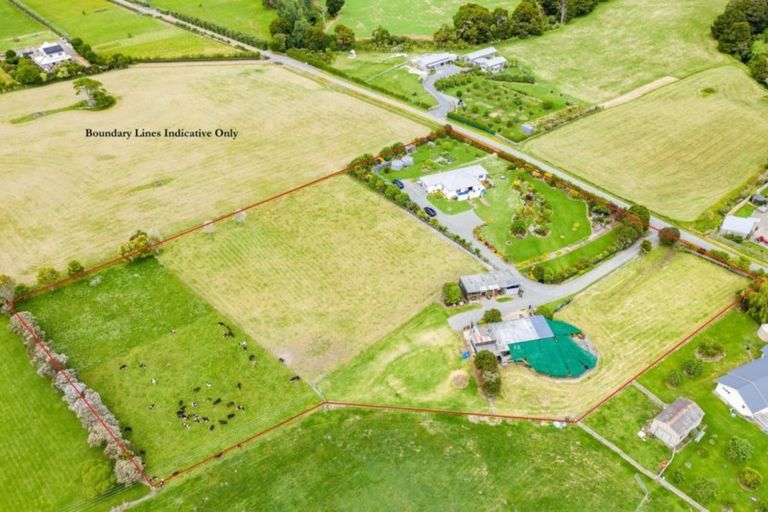 Photo of property in 39 Tiria Lane, Waipu, 0582