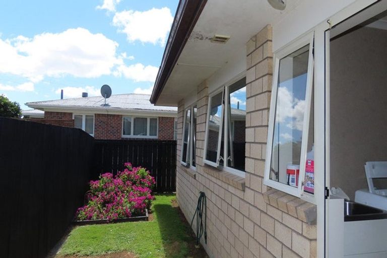 Photo of property in 19 Kelvin Road, Papakura, 2110