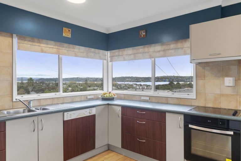Photo of property in 61 Taylor Road, Mangere Bridge, Auckland, 2022