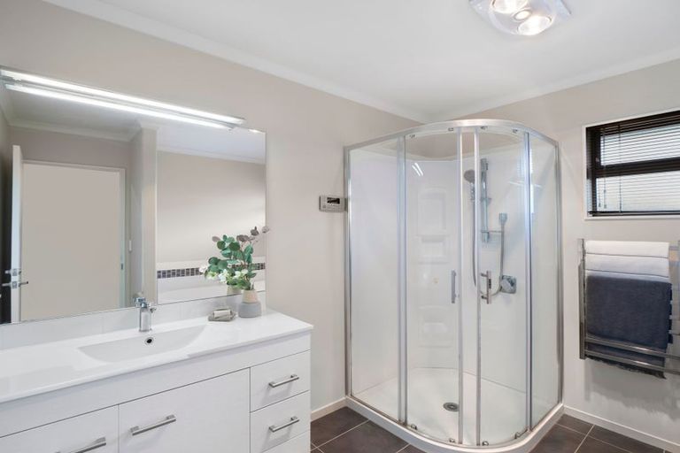 Photo of property in 20 Taiore Crescent, Marshland, Christchurch, 8083