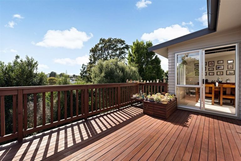 Photo of property in 28a Sycamore Drive, Sunnynook, Auckland, 0620