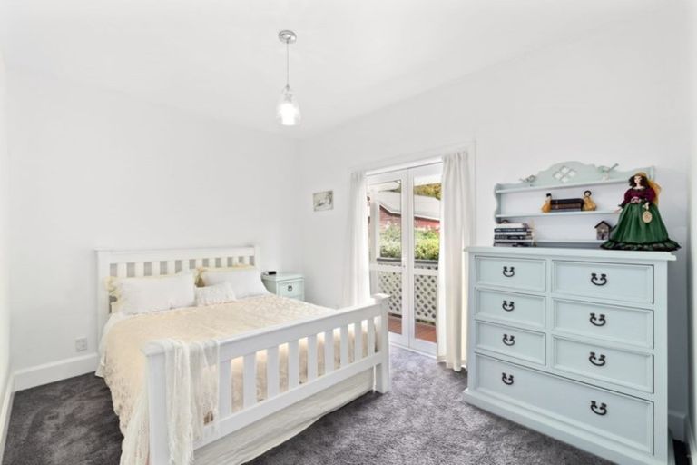 Photo of property in 19 Bay View Road, Raglan, 3225