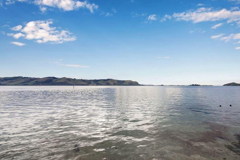 Photo of property in 750 Harington Point Road, Otakou, Dunedin, 9077