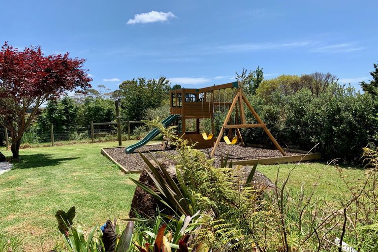 Photo of property in 143 Waimate North Road, Kerikeri, 0293