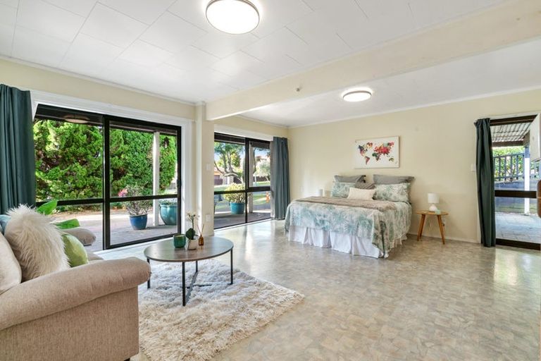 Photo of property in 25 Derrimore Heights, Clover Park, Auckland, 2019