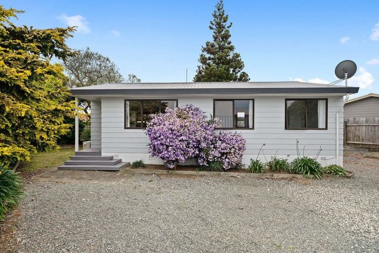 Photo of property in 43b Lyn Grove, Papamoa Beach, Papamoa, 3118