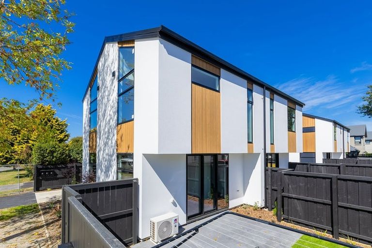 Photo of property in 21a Proctor Street, Papanui, Christchurch, 8053