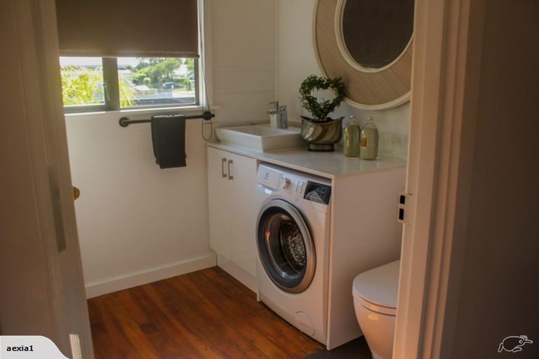 Photo of property in 84 Brooklands Road, Brooklands, New Plymouth, 4310