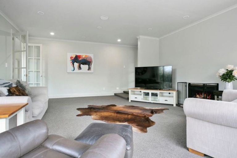 Photo of property in 24 Cowley Drive, Leamington, Cambridge, 3432