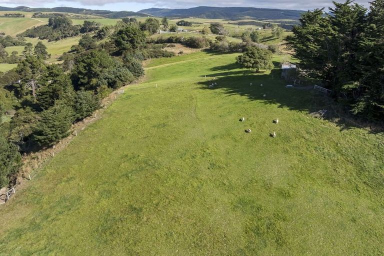 Photo of property in 83 Duncan Road, Hampden, 9410