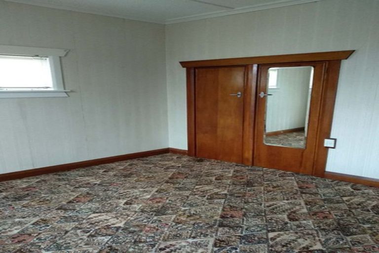 Photo of property in 33 Beach Street, Fitzroy, New Plymouth, 4312