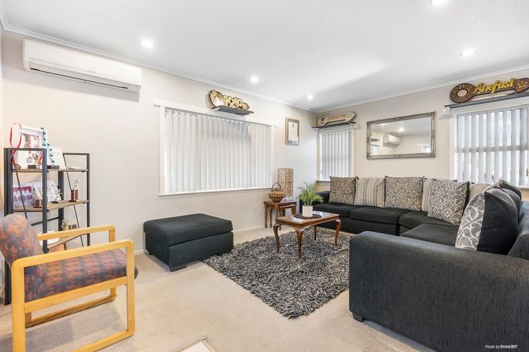 Photo of property in 71 Russell Road, Manurewa, Auckland, 2102
