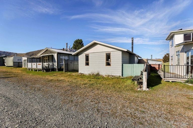 Photo of property in 97 Two Thumbs Street, Ashburton Lakes, Mount Somers, 7771
