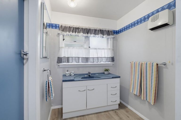 Photo of property in 31 Mappleton Avenue, Burnside, Christchurch, 8053