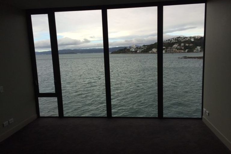 Photo of property in Clyde Quay Wharf, 3b/5 Clyde Quay Wharf, Te Aro, Wellington, 6011