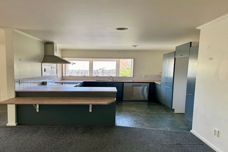 Photo of property in 5 The Boulevard, Red Beach, 0932