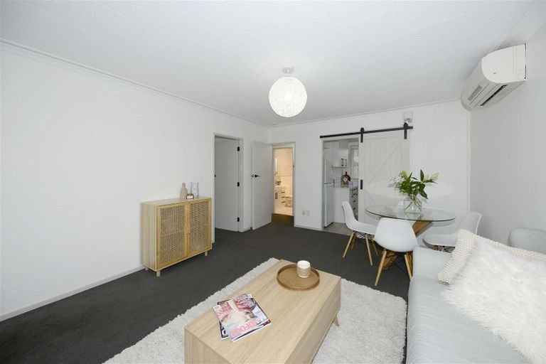 Photo of property in 2/153 Clarence Street, Riccarton, Christchurch, 8011