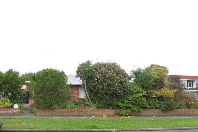 Photo of property in 23h Wallath Road, Westown, New Plymouth, 4310