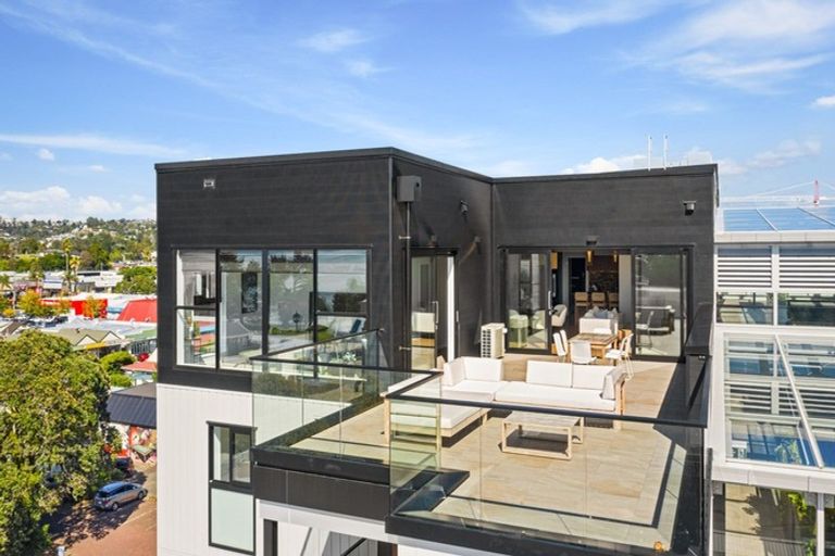 Photo of property in The Victor, 504/4 Bute Road, Browns Bay, Auckland, 0630