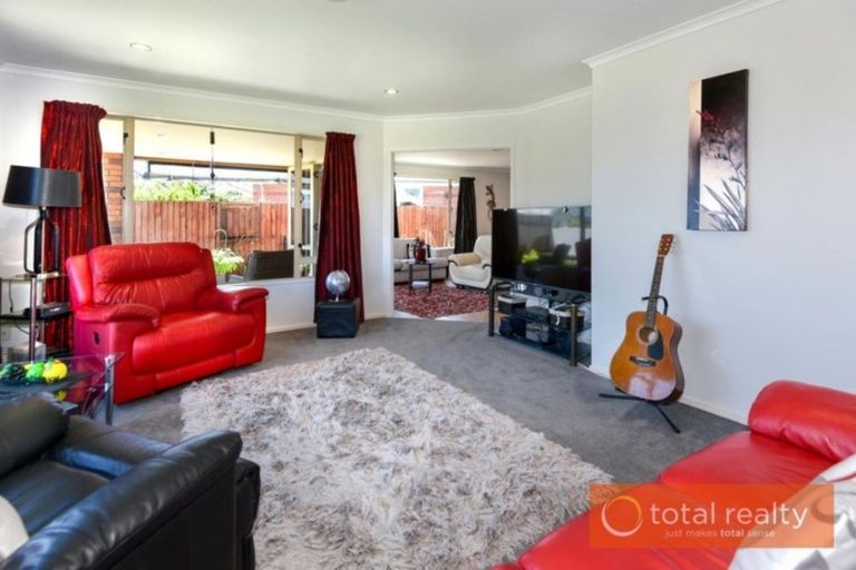 Photo of property in 2 Oakridge Street, Halswell, Christchurch, 8025