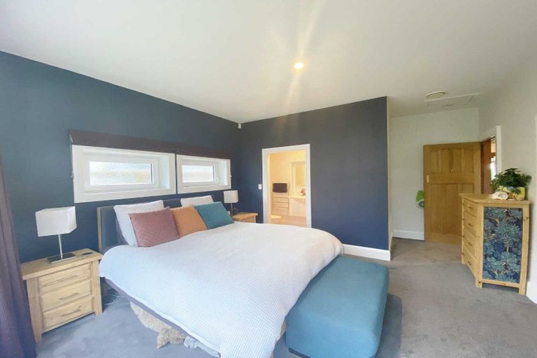 Photo of property in 91 Somerfield Street, Somerfield, Christchurch, 8024