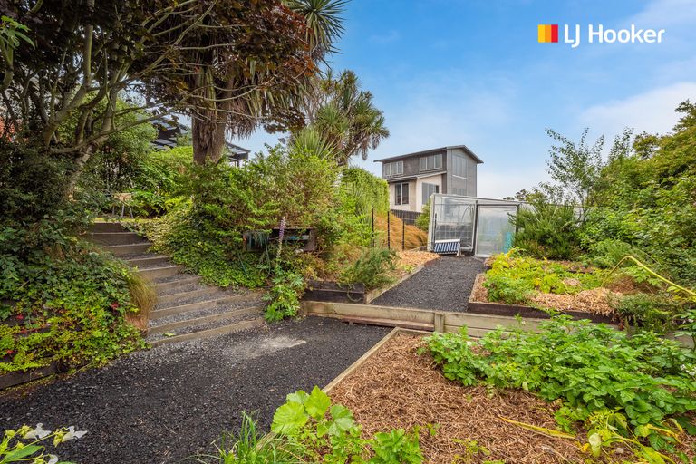 Photo of property in 170 Mornington Road, Kenmure, Dunedin, 9011