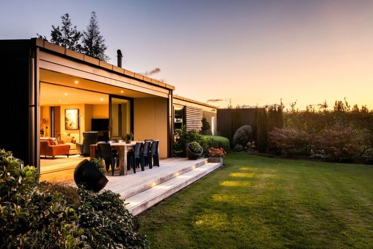 Photo of property in 91 Basil Road, Meeanee, Napier, 4112