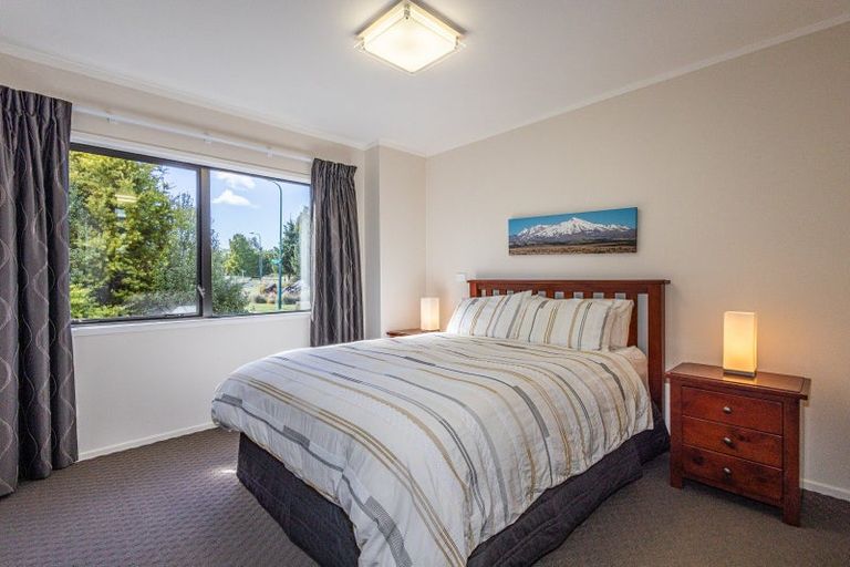 Photo of property in 18 Snowmass Drive, Ohakune, 4625