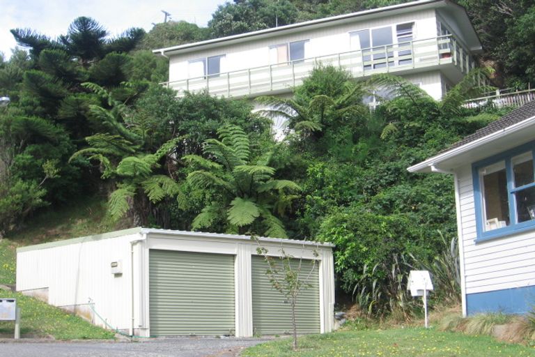 Photo of property in 10 Monmouth Way, Wilton, Wellington, 6012