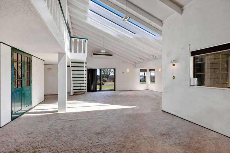 Photo of property in 290 Waihi Road, Hawera, 4673