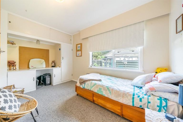 Photo of property in 70 Wood Street, Wainuiomata, Lower Hutt, 5014