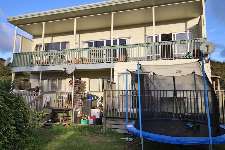 Photo of property in 35 Tahuna Road, Paihia, 0200