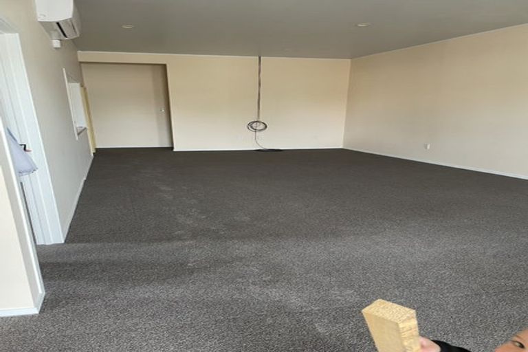 Photo of property in 1 Oxford Street, Tirau, 3410