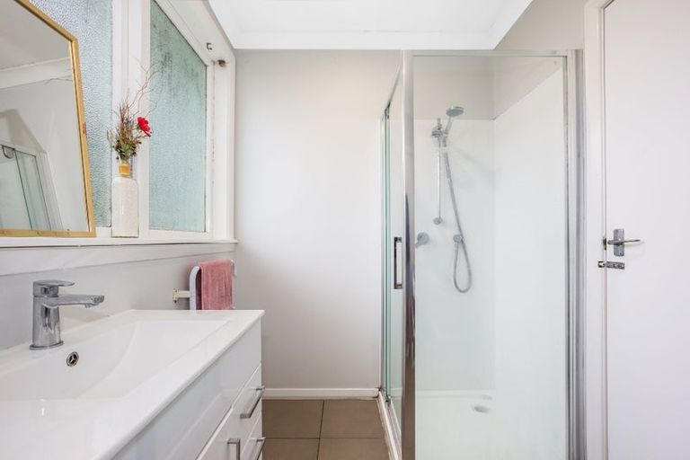 Photo of property in 172 Matai Road, Raumati Beach, Paraparaumu, 5032