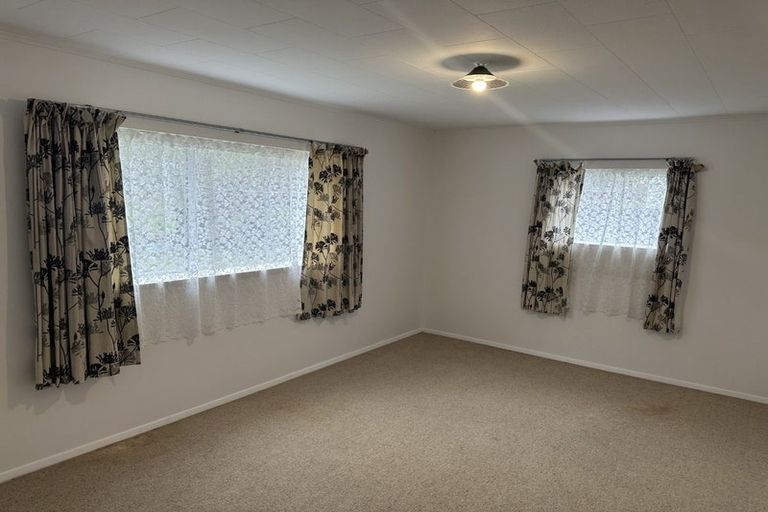 Photo of property in 1 Dorset Street, Picton, 7220