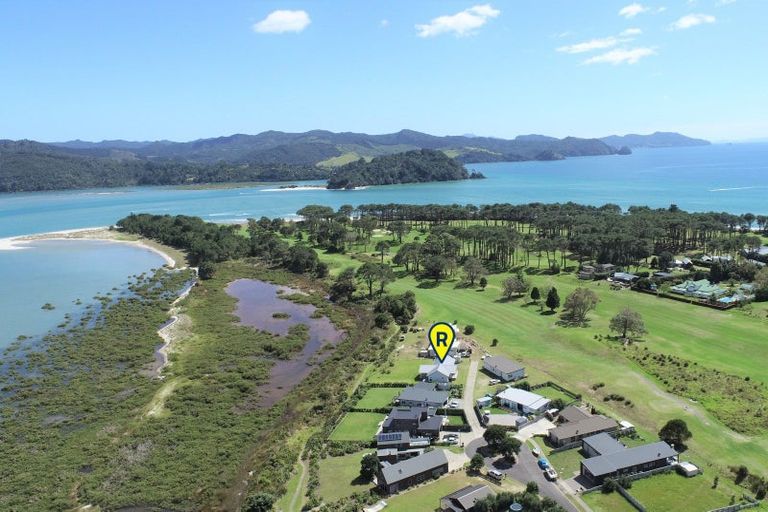 Photo of property in 165 Kelly Jade Avenue, Matarangi, Whitianga, 3592