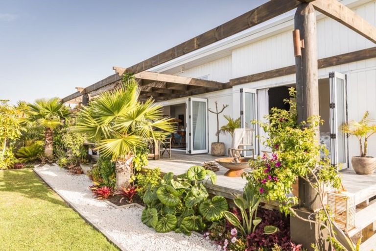 Photo of property in 186 Thelma Road, Mangawhai Heads, Mangawhai, 0505