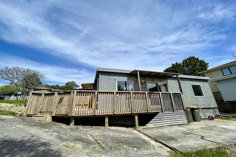 Photo of property in 14 Panzic Place, Glen Eden, Auckland, 0602