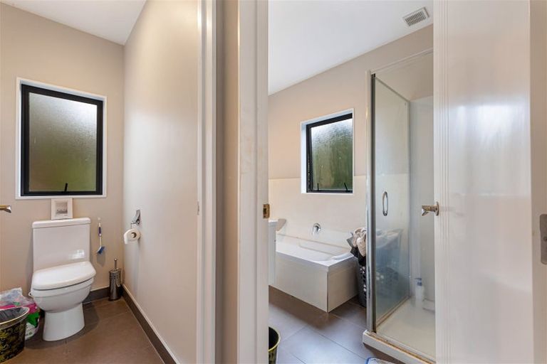 Photo of property in 32c Bayview Road, Bayview, Auckland, 0629