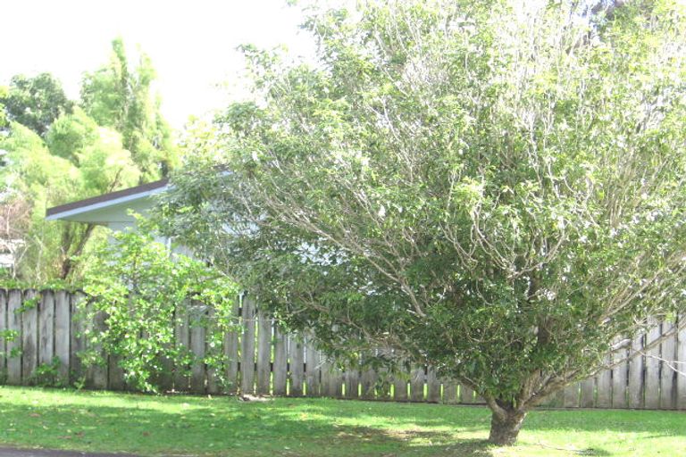 Photo of property in 58 Borich Road, Sunnyvale, Auckland, 0612
