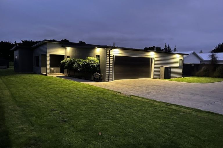 Photo of property in 12 Wycliffe Place, Solway, Masterton, 5810