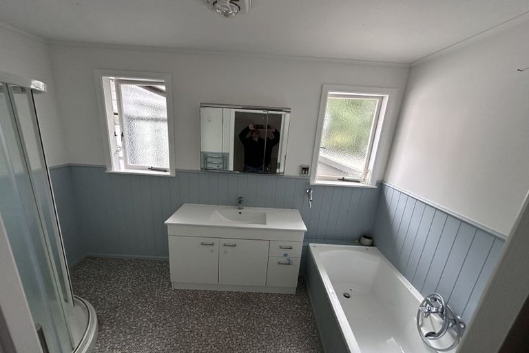 Photo of property in 60 Archers Road, Glenfield, Auckland, 0629