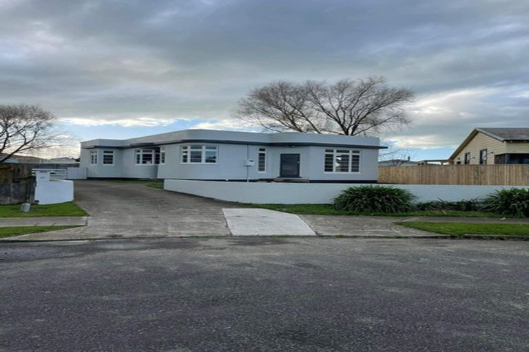 Photo of property in 15 Totara Street, Waipukurau, 4200