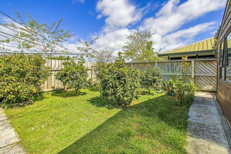 Photo of property in 18 Homewood Avenue, Levin, 5510