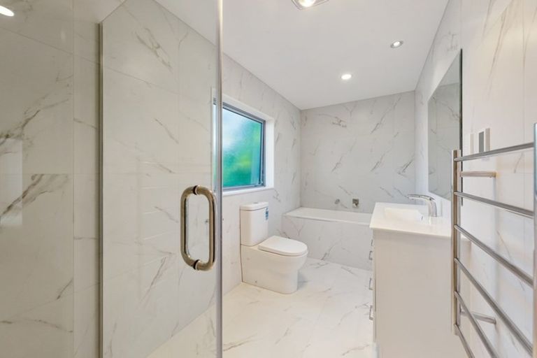 Photo of property in 12 Jaedee Court, Howick, Auckland, 2014